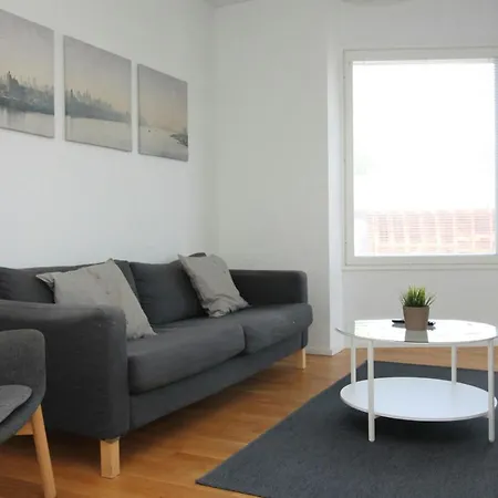 Spacious For 4 With Sauna In Lonttinen