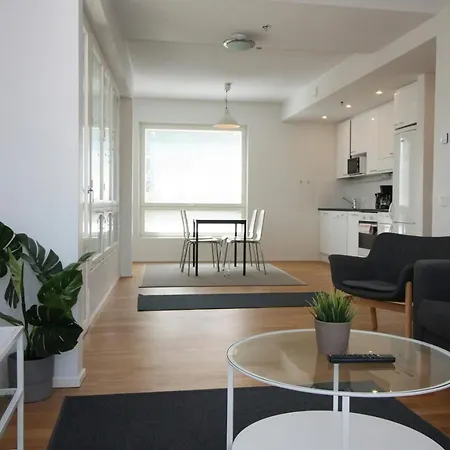 Spacious For 4 With Sauna In Lonttinen